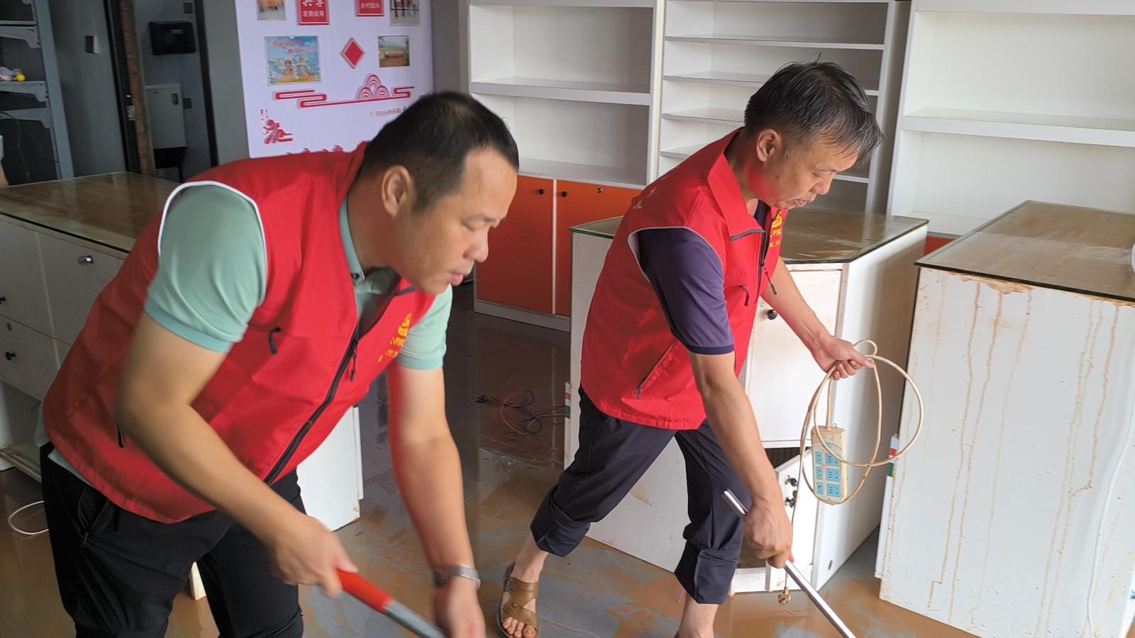 幫助零售戶清晰地面.jpg